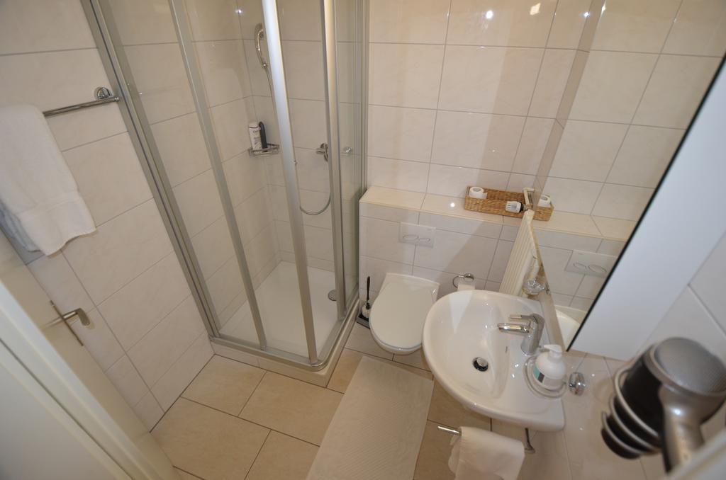 City Hotel Веттинген Экстерьер фото