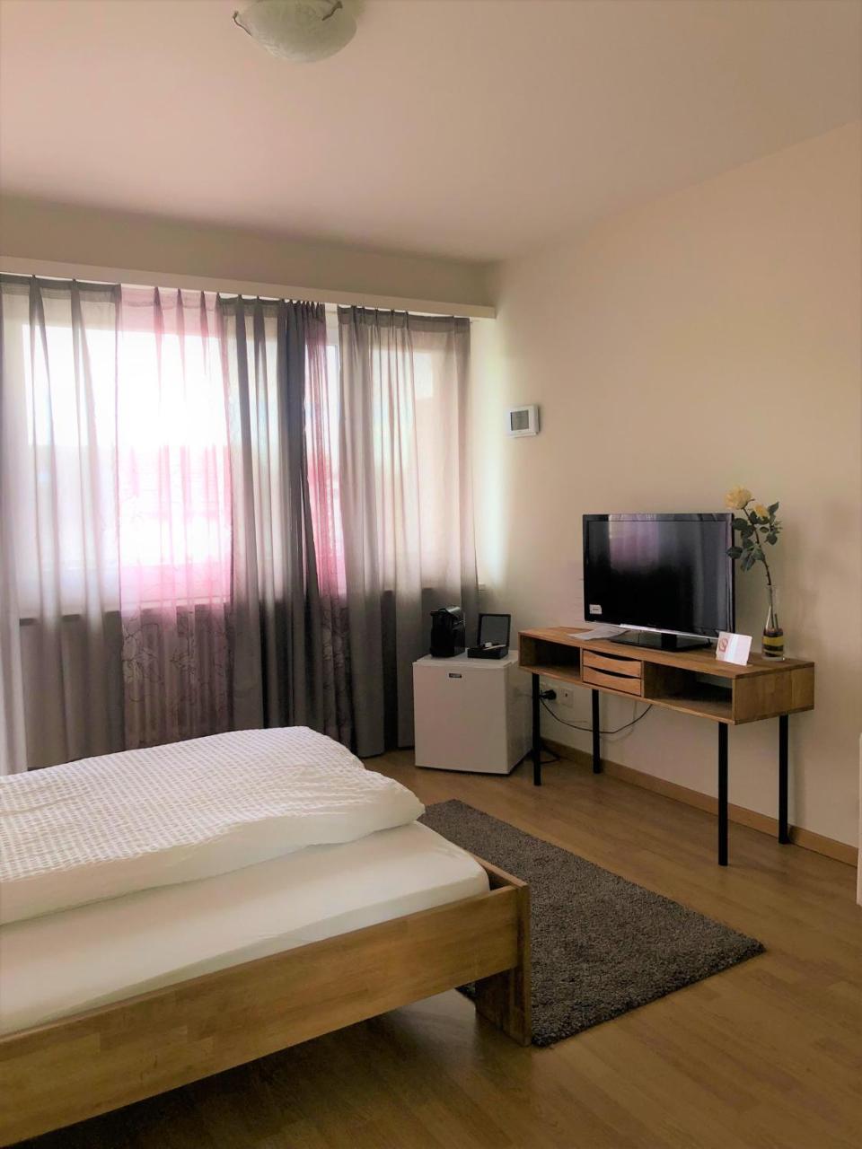 City Hotel Веттинген Экстерьер фото