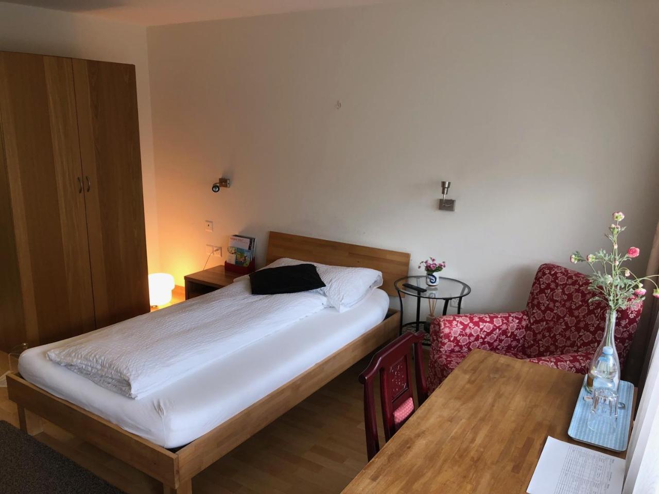 City Hotel Веттинген Экстерьер фото